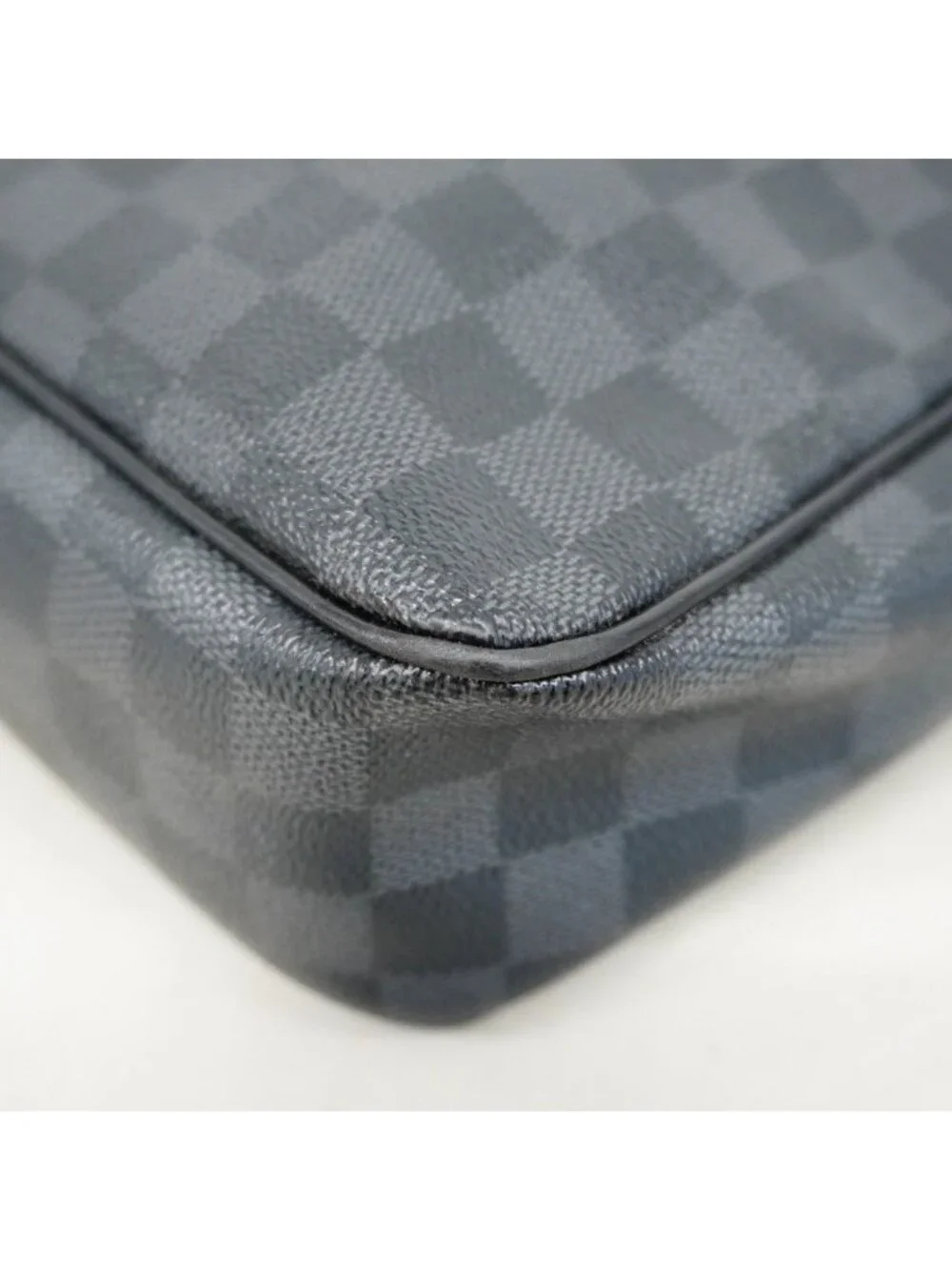 Louis Vuitton Shoulder Bag Damier Graphite Daniel MM Black Gray